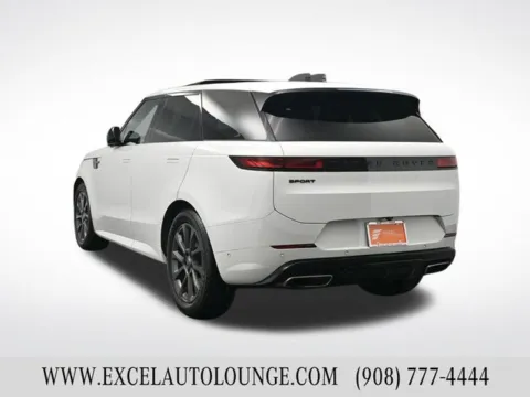 More photos of 2024 Land Rover Range Rover Sport Dynamic SE at Excel Auto Lounge, NJ