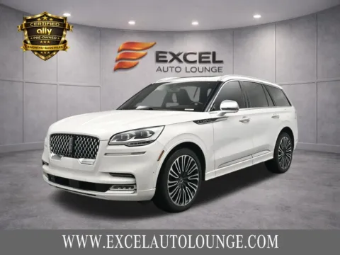 White 2020 Lincoln Aviator Black Label for sale in Hightstown, NJ