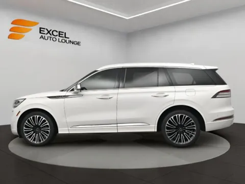 Photos of 2020 Lincoln Aviator Black Label for sale in Hightstown, NJ at Excel Auto Lounge