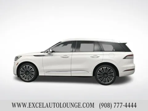 Another view of 2020 Lincoln Aviator Black Label for sale in Hightstown, NJ at Excel Auto Lounge