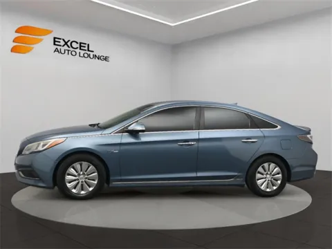 Photos of 2016 Hyundai Sonata Hybrid SE for sale in Hightstown, NJ at Excel Auto Lounge