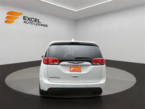 More photos of 2020 Chrysler Pacifica Touring at Excel Auto Lounge, NJ