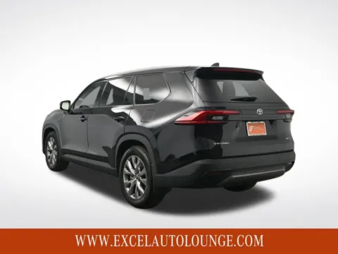 More photos of 2024 Toyota Grand Highlander Hybrid Limited at Excel Auto Lounge, NJ