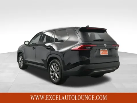 More photos of 2024 Toyota Grand Highlander Hybrid Limited at Excel Auto Lounge, NJ