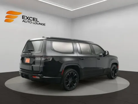 More photos of 2022 Jeep Grand Wagoneer Series II at Excel Auto Lounge, NJ