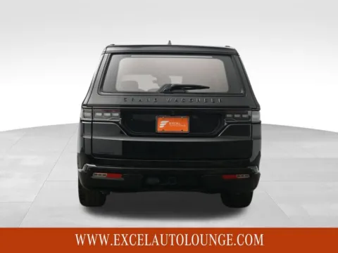 More photos of 2022 Jeep Grand Wagoneer Series II at Excel Auto Lounge, NJ