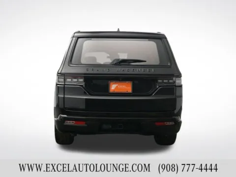 More photos of 2022 Jeep Grand Wagoneer Series II at Excel Auto Lounge, NJ