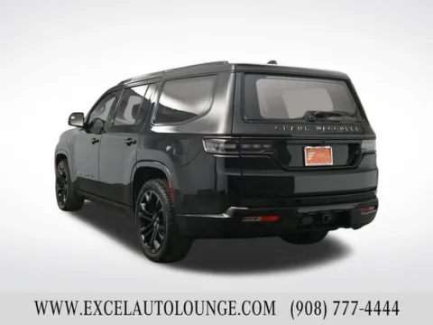 More photos of 2022 Jeep Grand Wagoneer Series II at Excel Auto Lounge, NJ