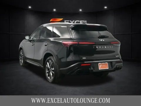 More photos of 2023 INFINITI QX60 LUXE at Excel Auto Lounge, NJ
