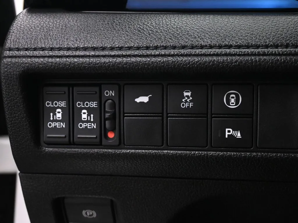 2023 Honda Odyssey Elite - Photo 34