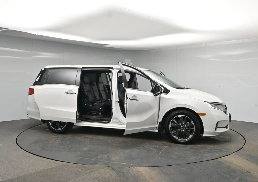 2023 Honda Odyssey Elite - Photo 46