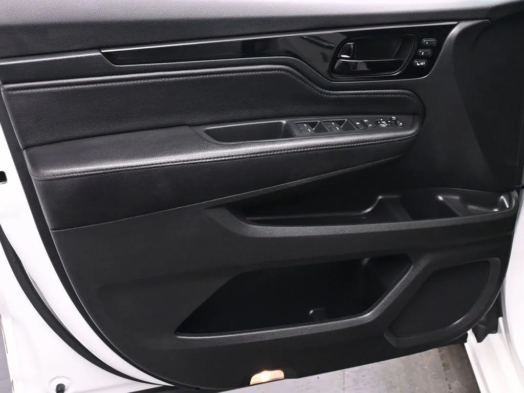 2023 Honda Odyssey Elite - Photo 10