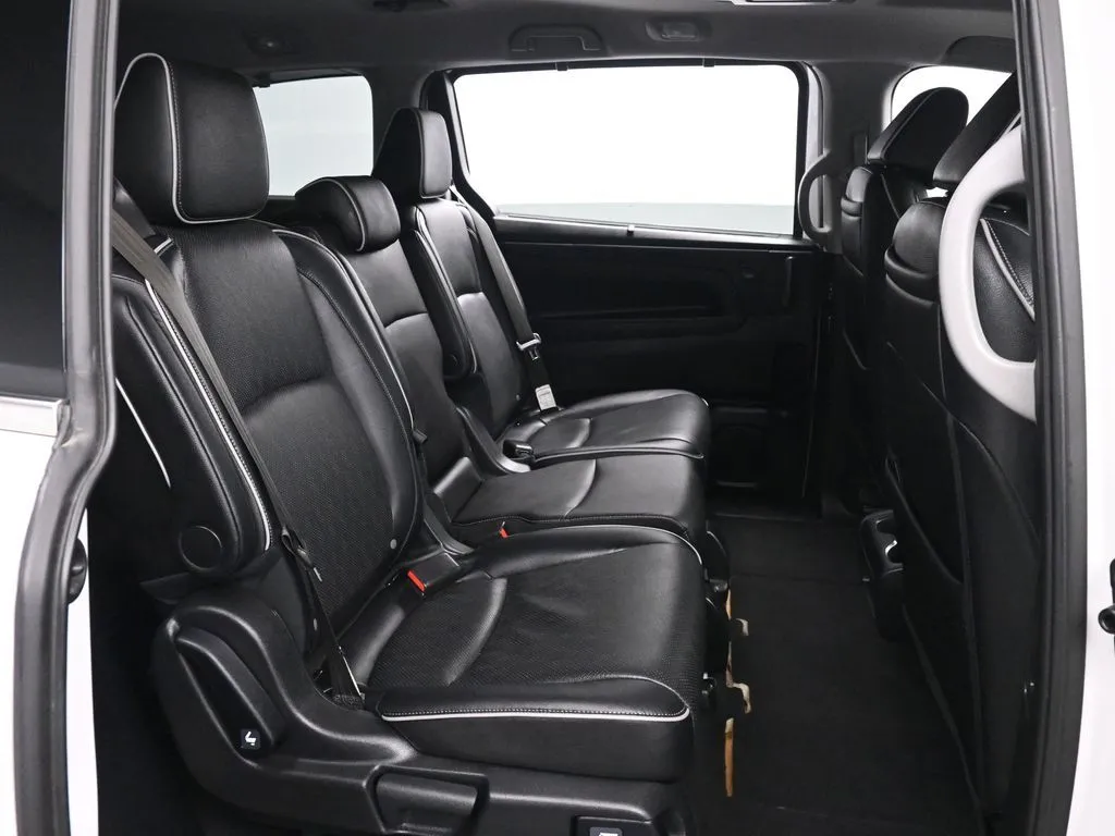2023 Honda Odyssey Elite - Photo 16