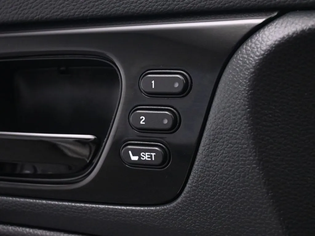 2023 Honda Odyssey Elite - Photo 35