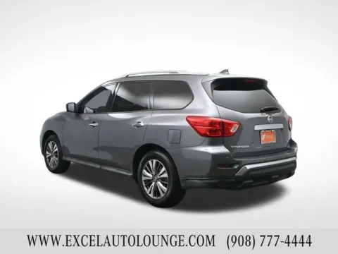 More photos of 2020 Nissan Pathfinder SL at Excel Auto Lounge, NJ