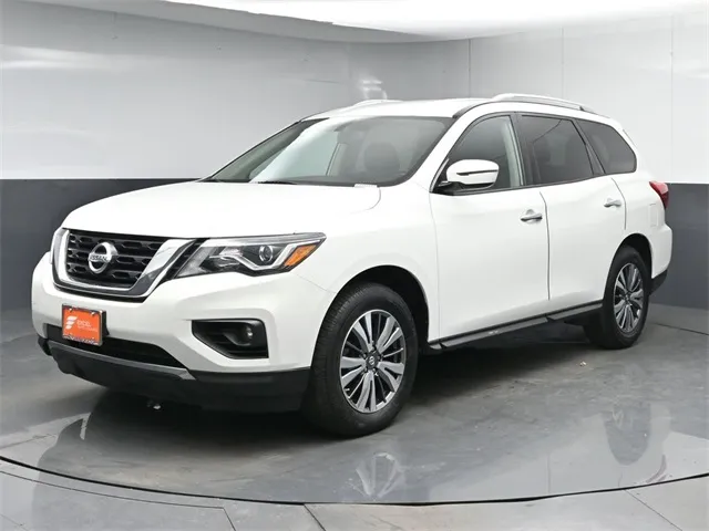 2018 Nissan Pathfinder SV for sale in Hightstown, NJ