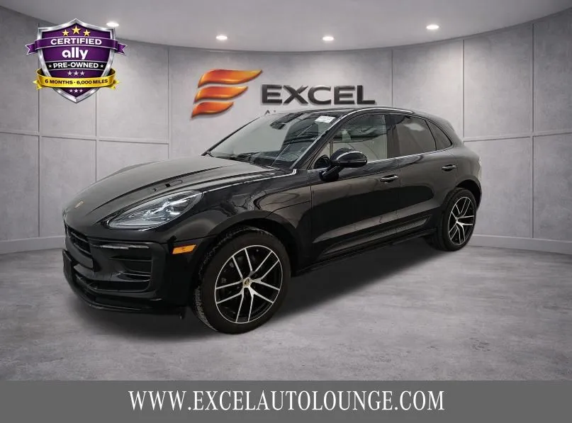 2023 Porsche Macan Base