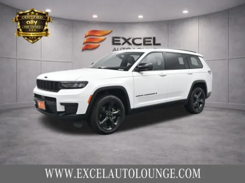 White 2023 Jeep Grand Cherokee L Altitude for sale in Hightstown, NJ