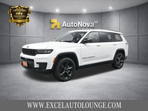 White 2023 Jeep Grand Cherokee L Altitude for sale in Hightstown, NJ