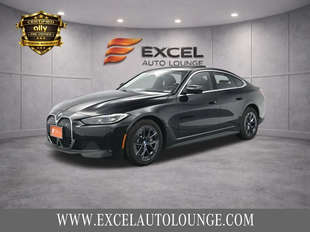 2024 BMW i4 xDrive40's photo