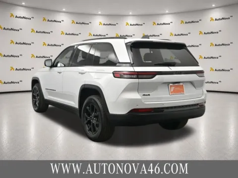 More photos of 2025 Jeep Grand Cherokee Altitude at Excel Auto Lounge, NJ