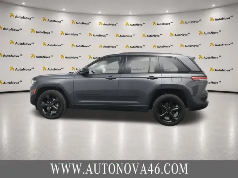 Another view of 2022 Jeep Grand Cherokee Altitude for sale in Hightstown, NJ at Excel Auto Lounge
