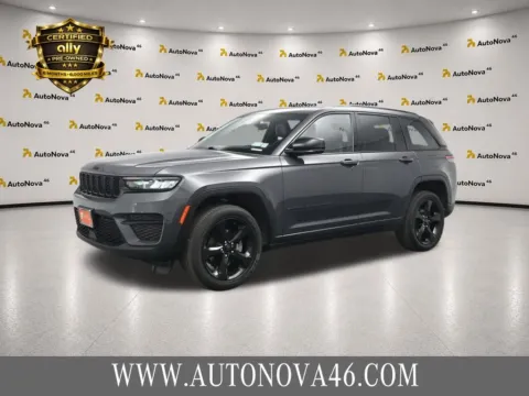 Gray 2022 Jeep Grand Cherokee Altitude for sale in Hightstown, NJ