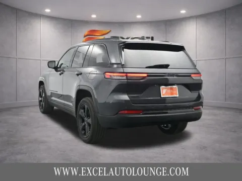 More photos of 2022 Jeep Grand Cherokee Altitude at Excel Auto Lounge, NJ