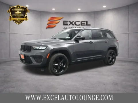 Gray 2022 Jeep Grand Cherokee Altitude for sale in Hightstown, NJ