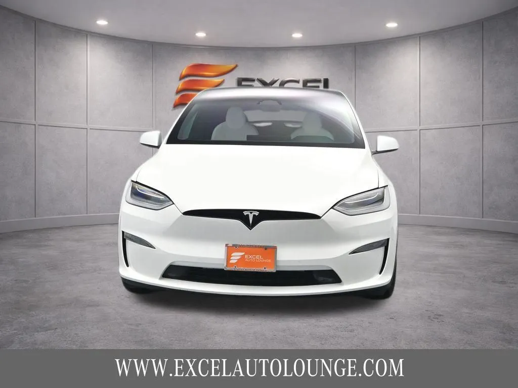 2022 Tesla Model X Long Range - Photo 12