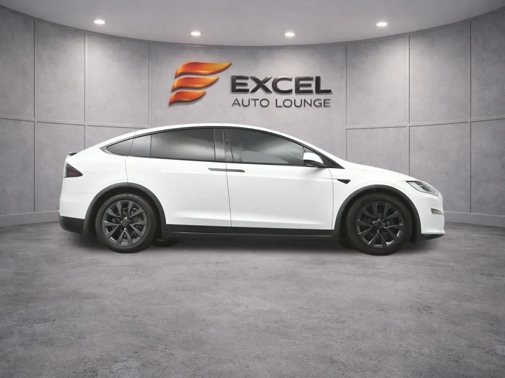 2022 Tesla Model X Long Range - Photo 45