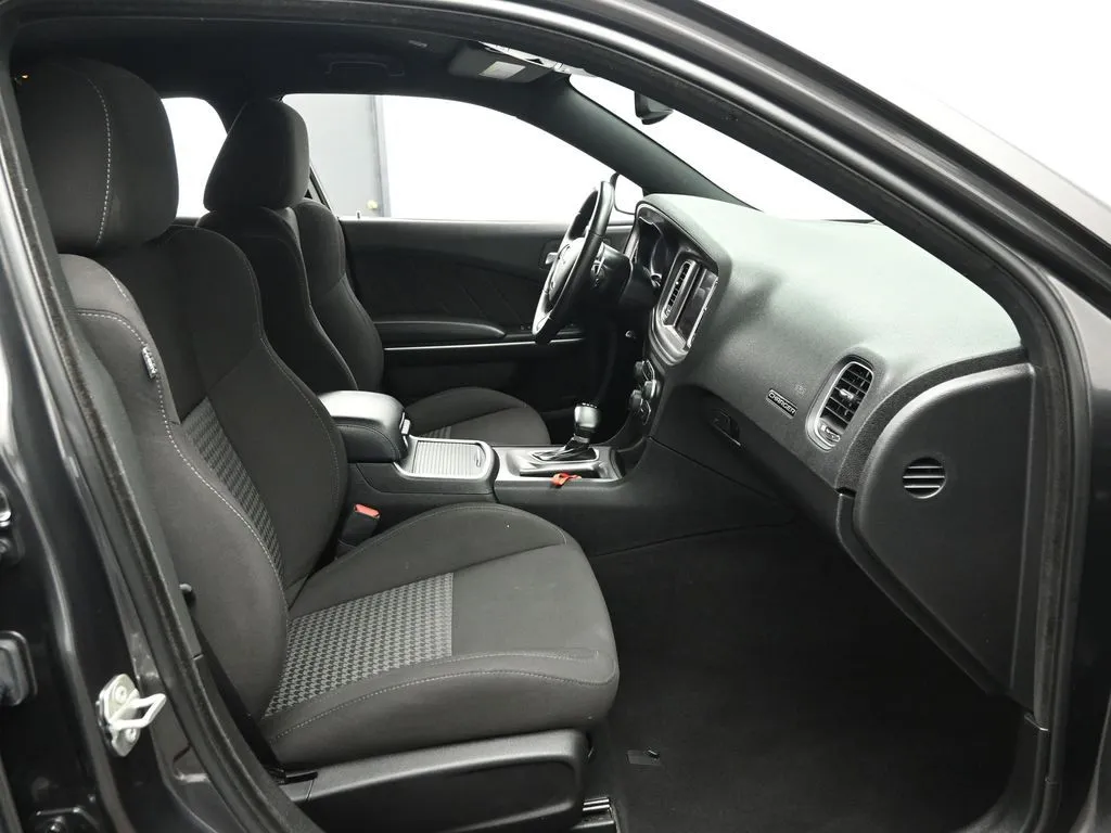 2023 Dodge Charger R/T - Photo 24
