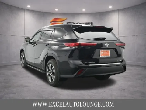 More photos of 2022 Toyota Highlander XLE at Excel Auto Lounge, NJ