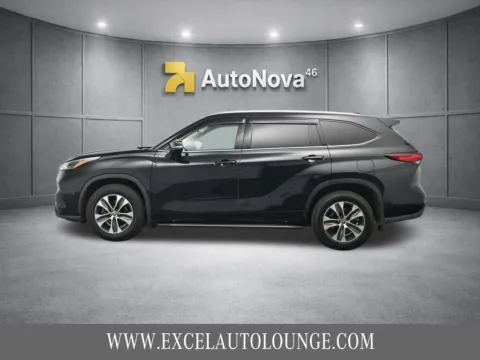 Another view of 2022 Toyota Highlander XLE for sale in Hightstown, NJ at Excel Auto Lounge