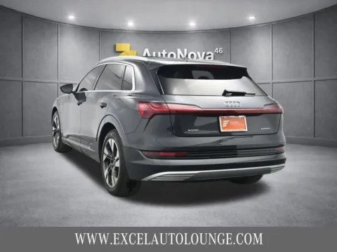 More photos of 2022 Audi e-tron Premium at Excel Auto Lounge, NJ