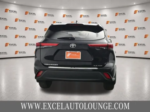More photos of 2022 Toyota Highlander XLE at Excel Auto Lounge, NJ