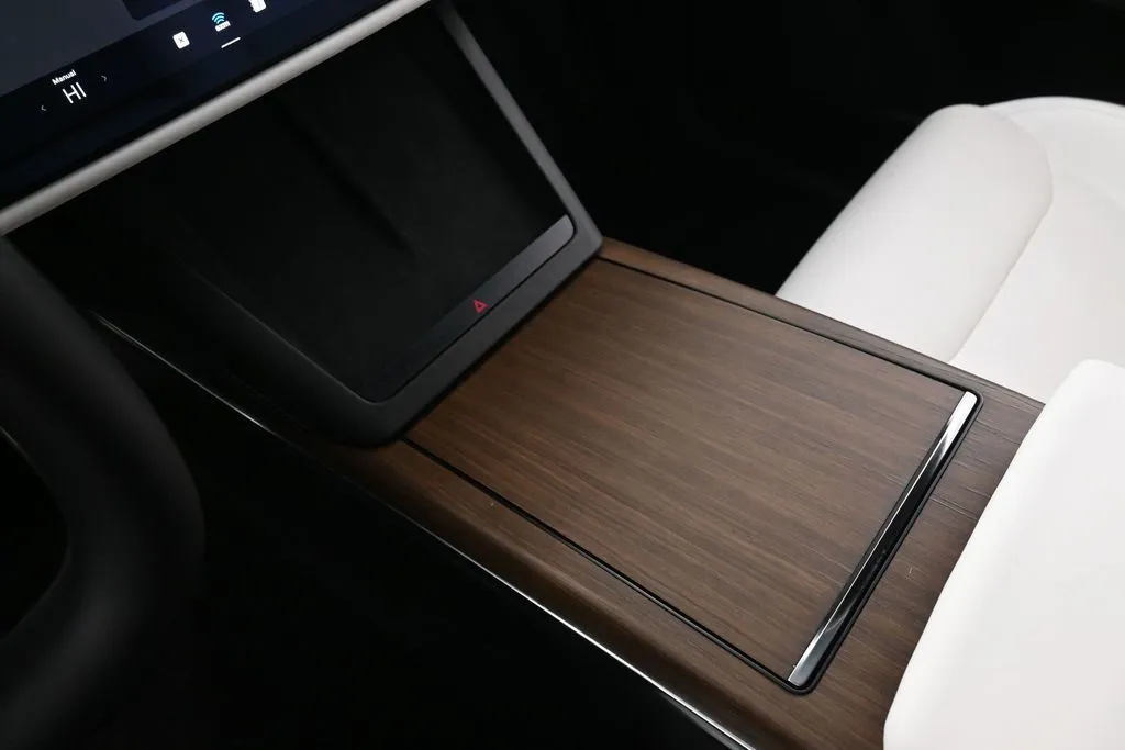 2022 Tesla Model X Long Range - Photo 34
