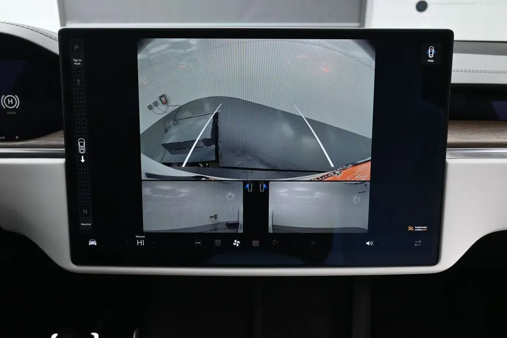 2022 Tesla Model X Long Range - Photo 27