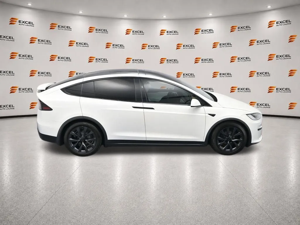 2022 Tesla Model X Long Range - Photo 49