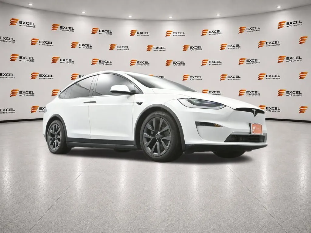 2022 Tesla Model X Long Range - Photo 42