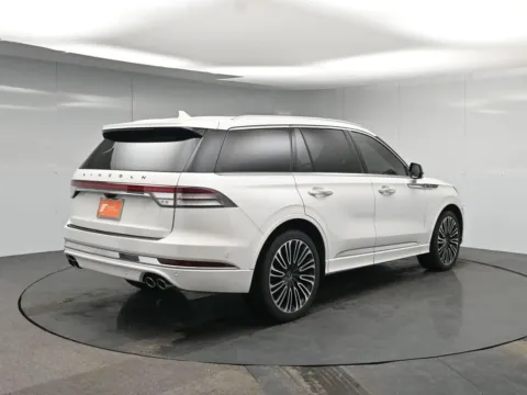 More photos of 2020 Lincoln Aviator Black Label at Excel Auto Lounge, NJ