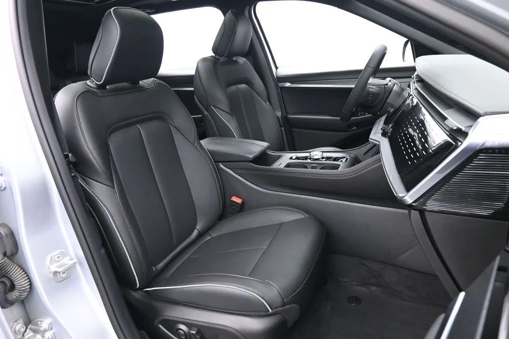 2025 Jeep Wagoneer S Limited - Photo 24