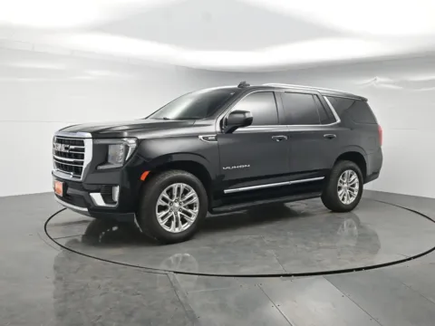 Black 2021 GMC Yukon SLT for sale in Hightstown, NJ