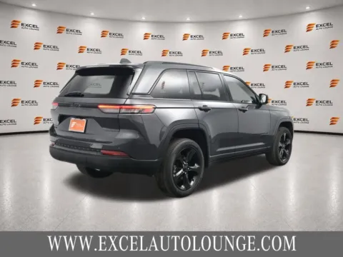 More photos of 2022 Jeep Grand Cherokee Altitude at Excel Auto Lounge, NJ