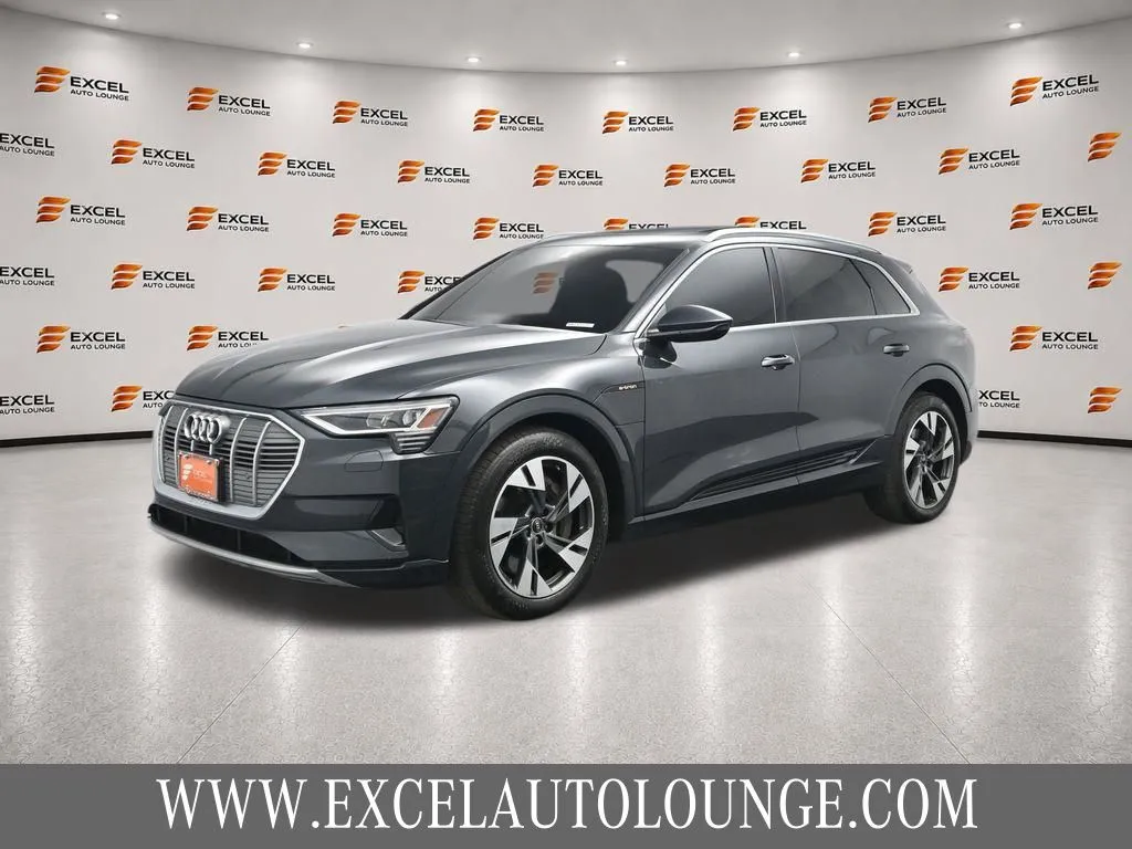 Gray 2022 Audi e-tron Premium for sale in Hightstown, NJ