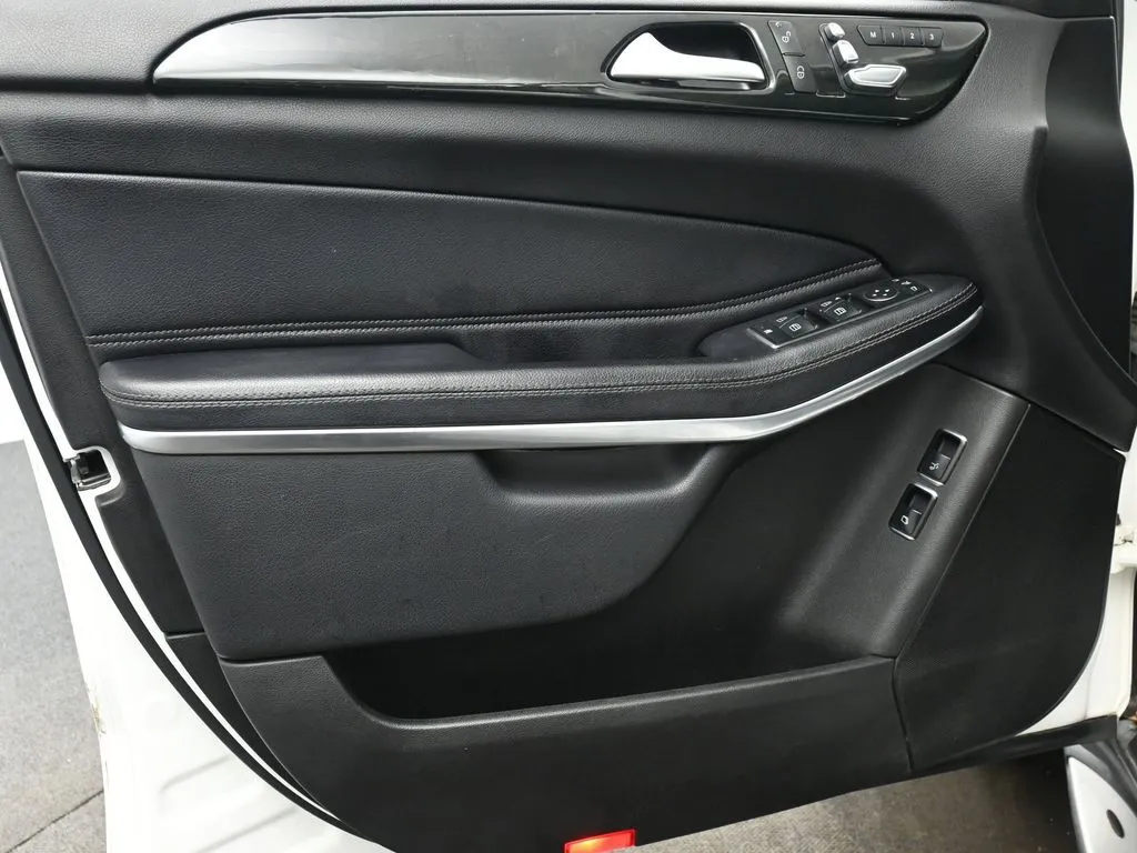 2018 Mercedes-Benz GLS-Class GLS550 - Photo 9