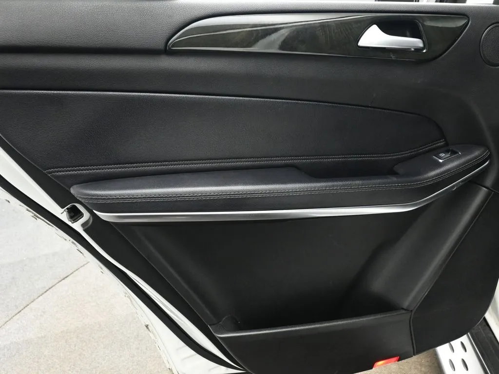 2018 Mercedes-Benz GLS-Class GLS550 - Photo 12