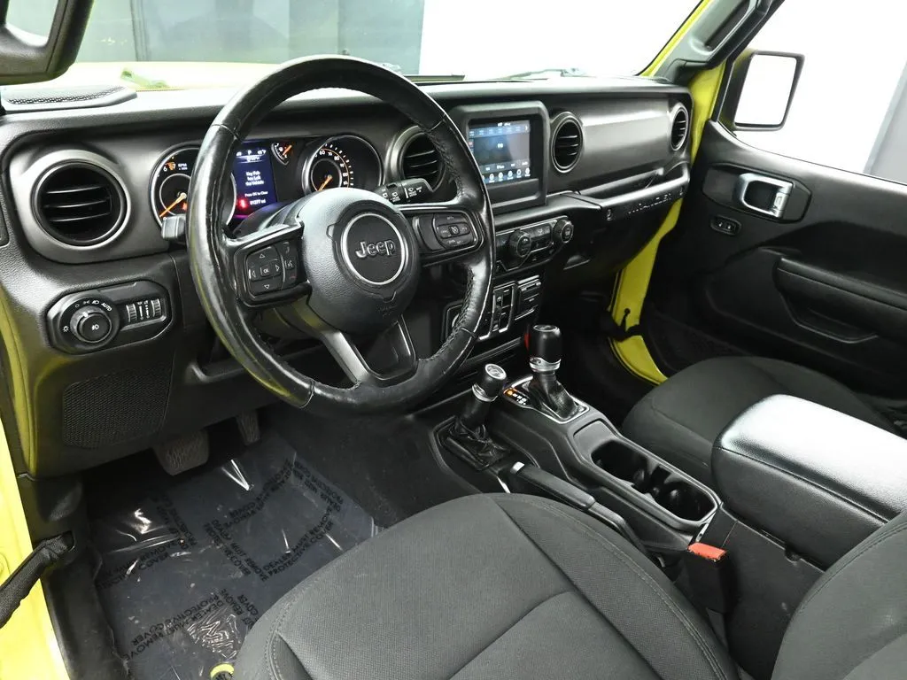 2022 Jeep Wrangler Unlimited High Tide - Photo 10