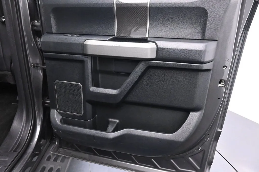 2018 Ford F-150 Raptor - Photo 16