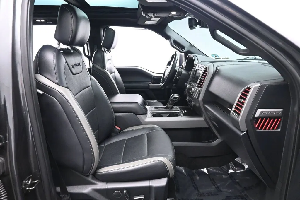 2018 Ford F-150 Raptor - Photo 22